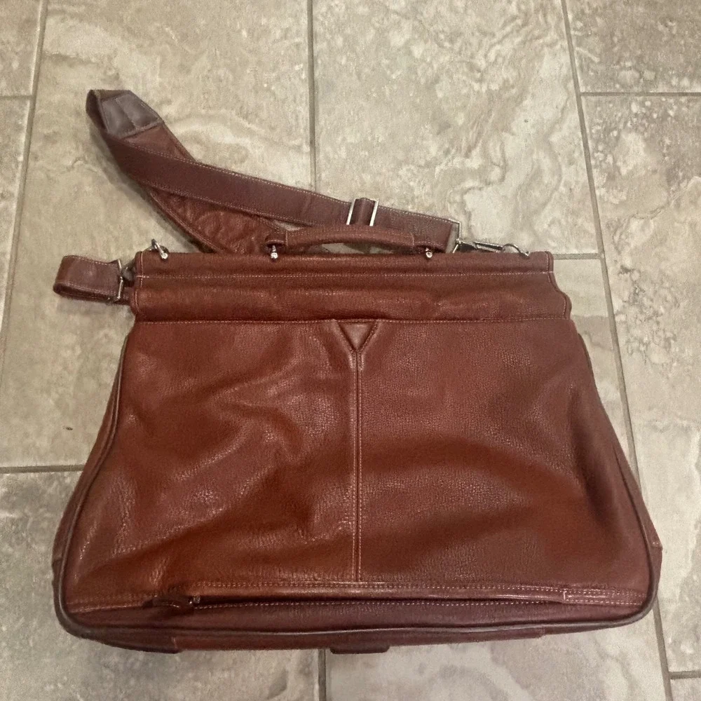 Johnston & Murphy Mens Brown Leather Briefcase Messenger Laptop Bag Turn Lock